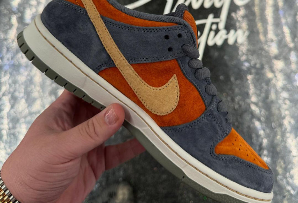 Sesame" colorway