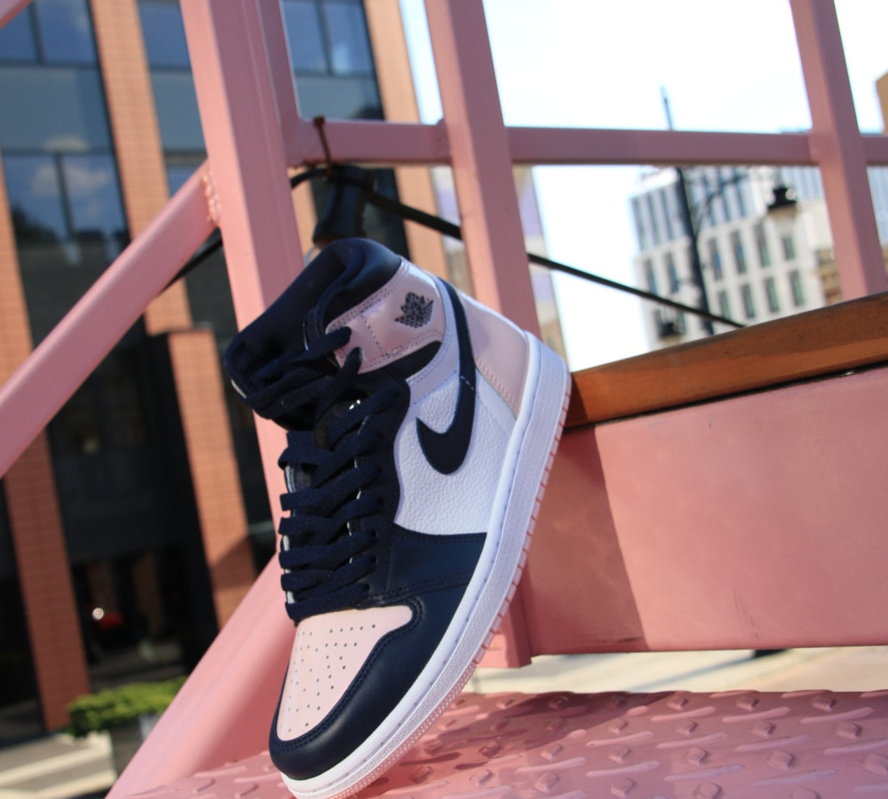 How to distinguish Jordan fakes from originals?