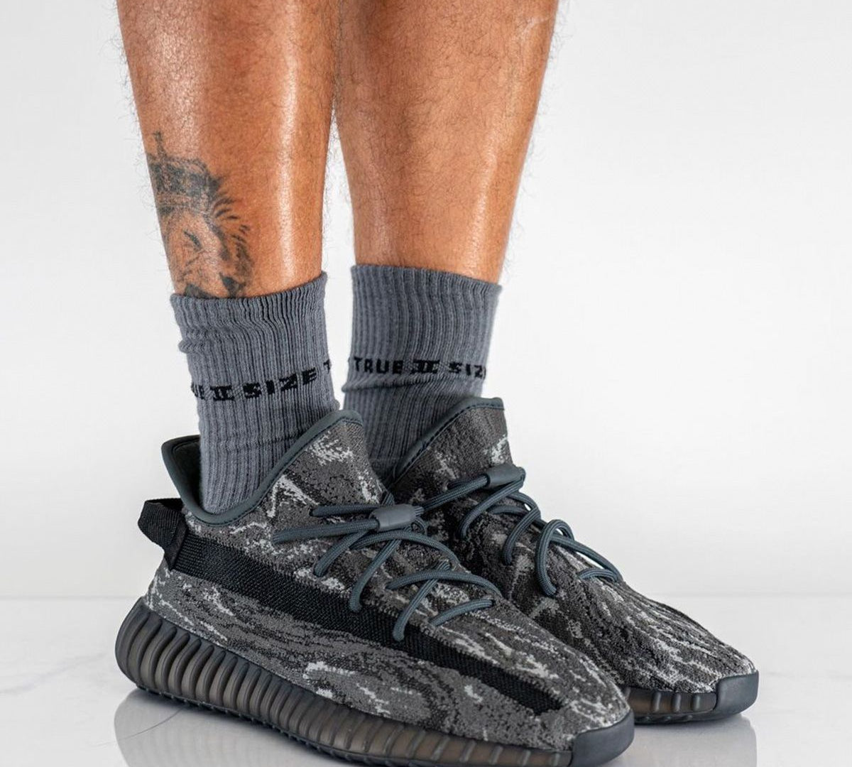 Yeezy Boost 350 V2 "MX Dark Salt" - Get to know the latest color