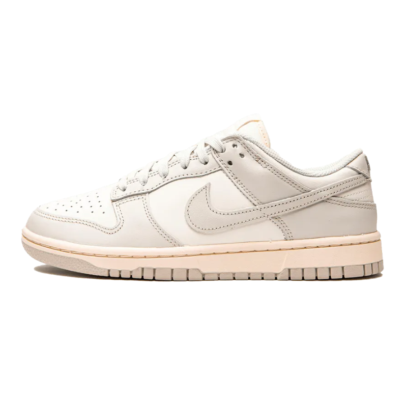 Dunk Low Light Bone