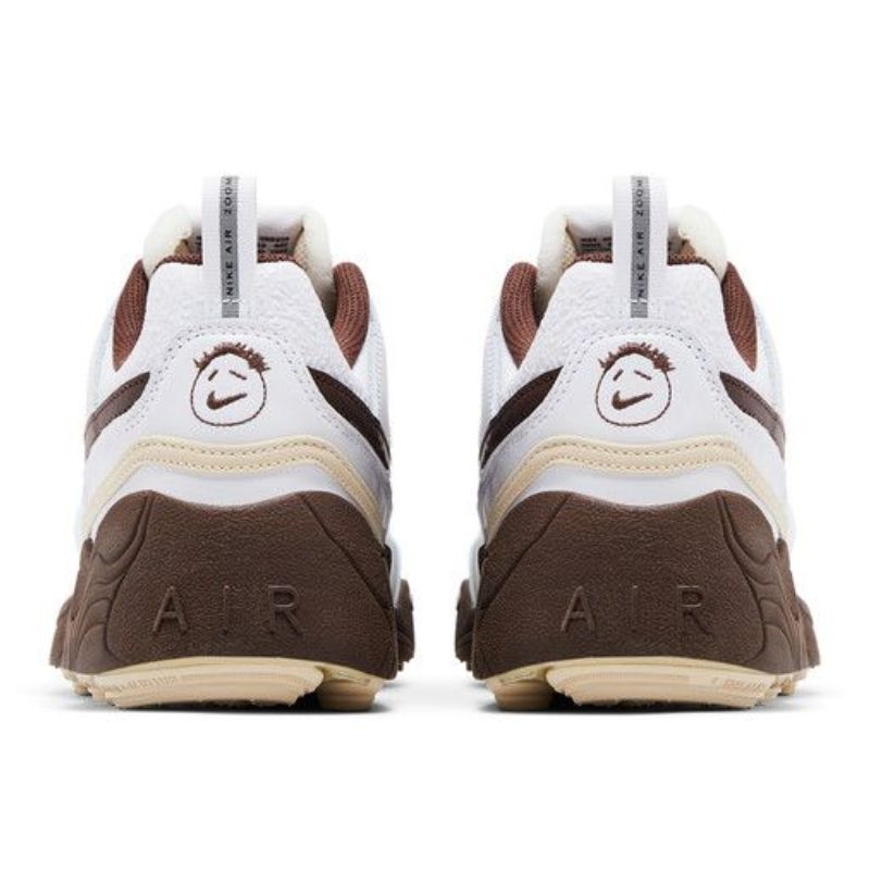 Nike Zoom Field Jaxx “Travis Scott Desert Mocha”
