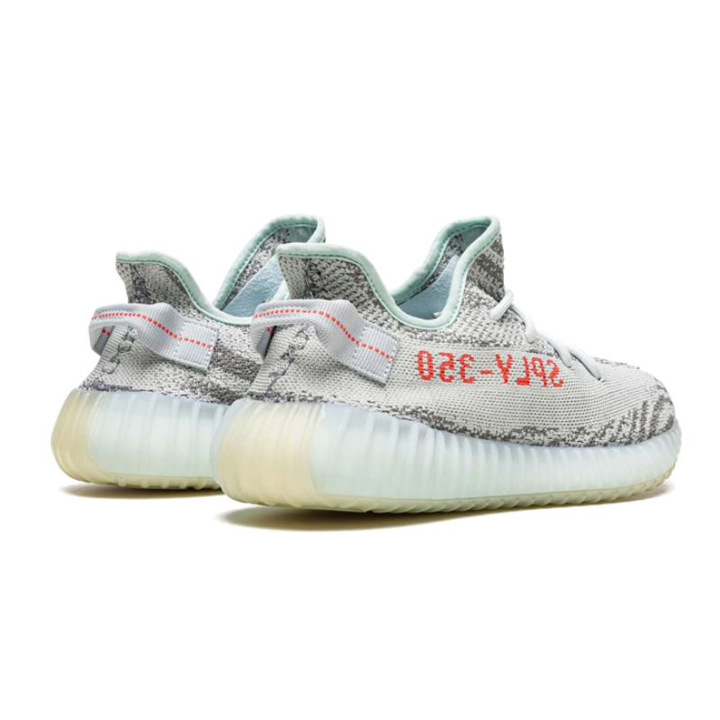 Modrý odtieň Yeezy Boost 350 V2