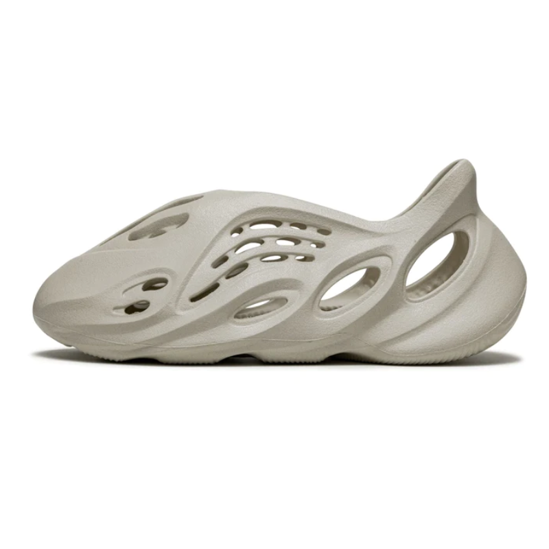 Yeezyfoamrunnersand1.png