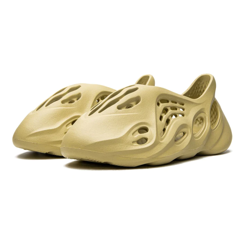 Yeezy Foam Runner Sulfur