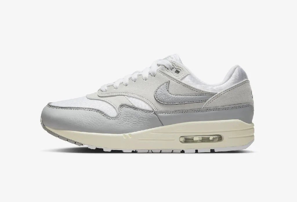 Are you a fan of the Air Max model? you can't miss it -  Nike Air Max 1 '87 "Pure Platinum"