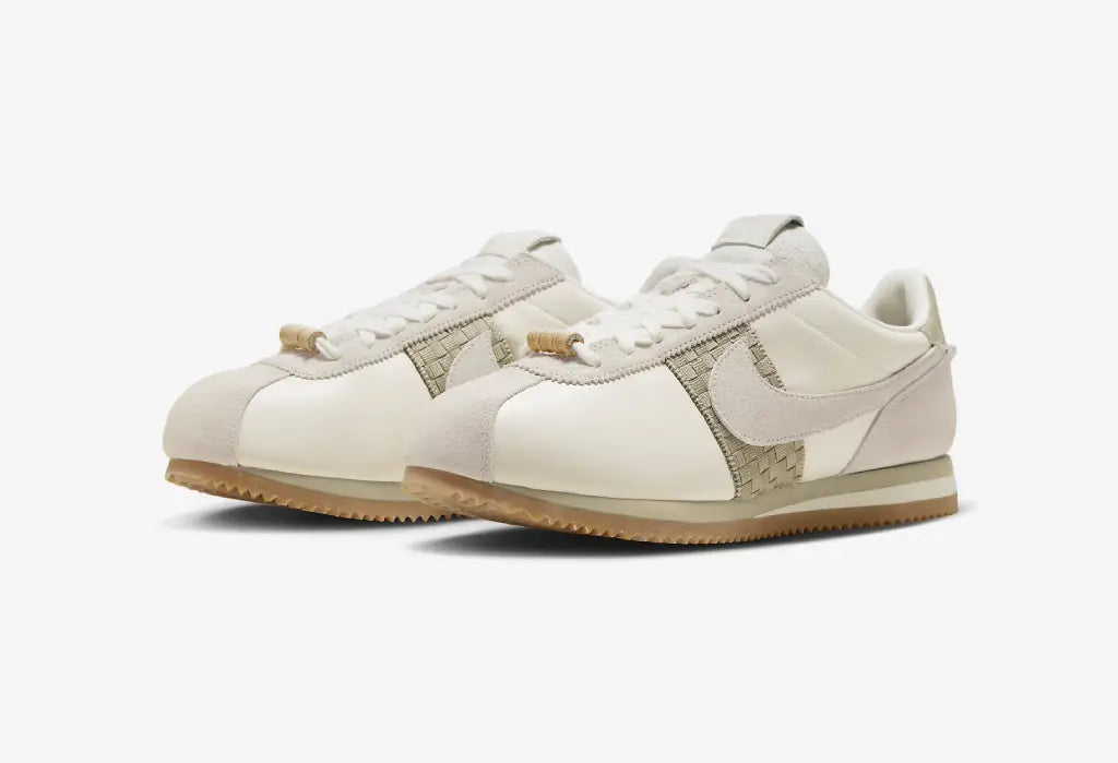 Nike Cortez "NAI-KE" - closer look