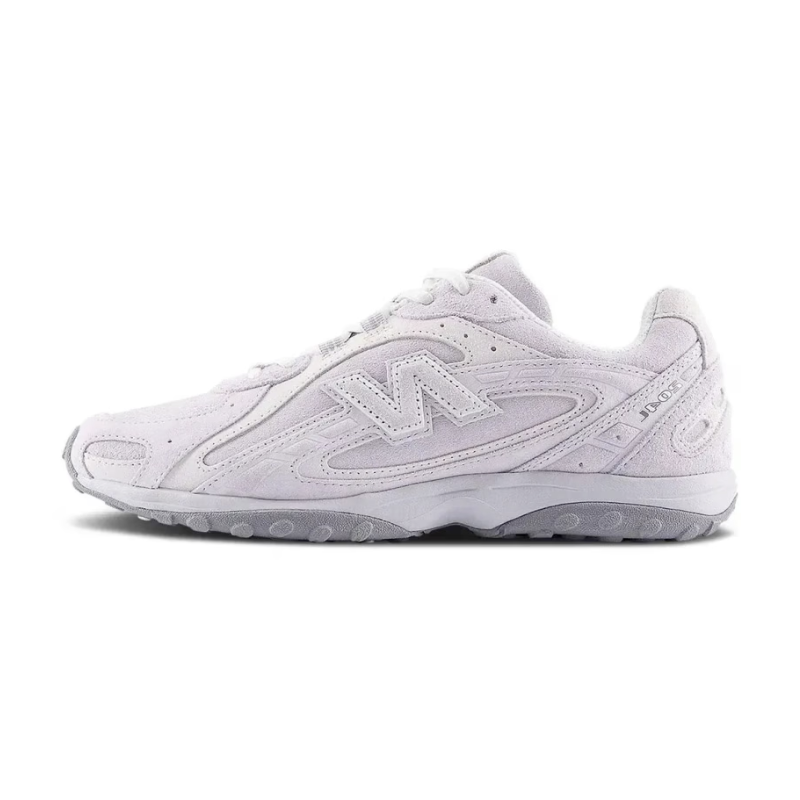 New_Balance_204L_Natural.png