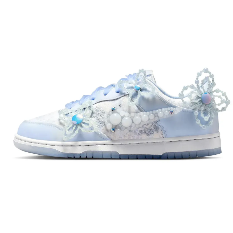 Nike_Dunk_Low_Susan_Fang_Artist_Collection.png