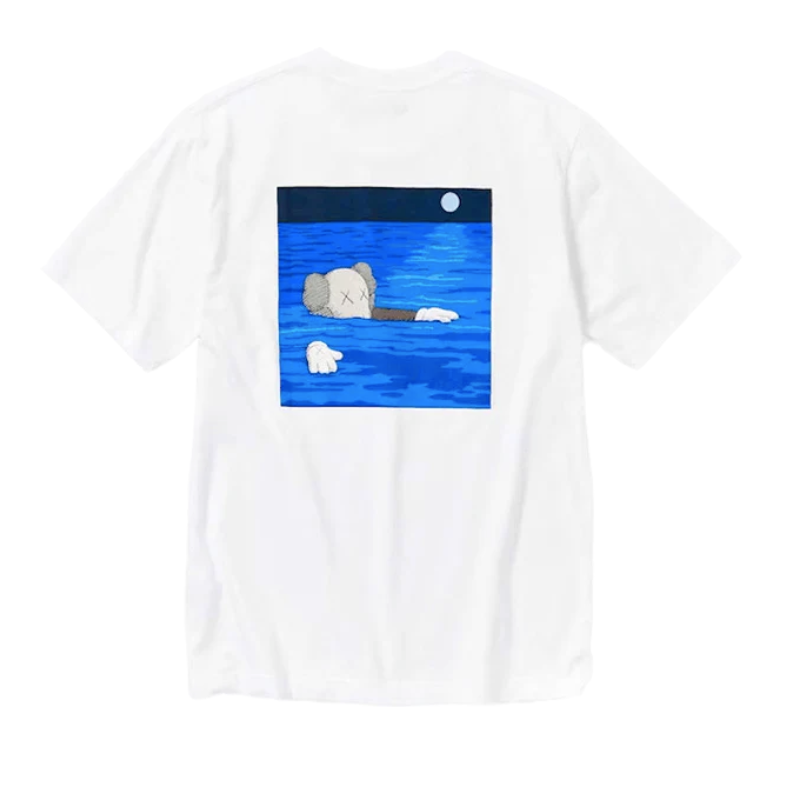 Uniqlo T-Shirt KAWS Artbook Cover