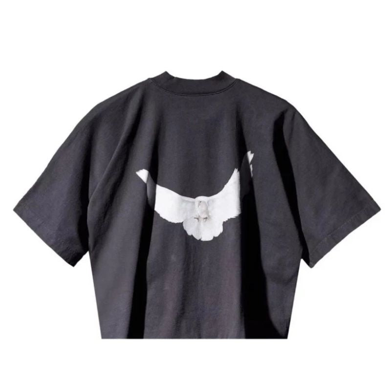 Yeezy_Gap_Dove_No_Seam_Black_T-shirt.jpg